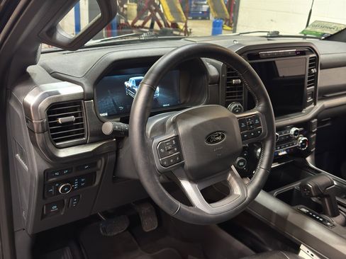 Used 2024 Ford F150 Lariat image 19