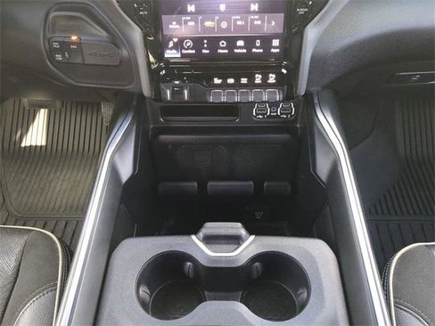 Certified 2022 RAM 3500 Laramie image 21