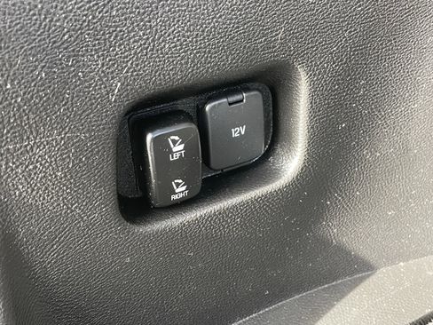 Used 2024 Ford Edge SEL w/ Convenience Package image 7