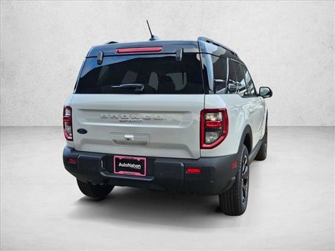 New 2025 Ford Bronco Sport Outer Banks image 2