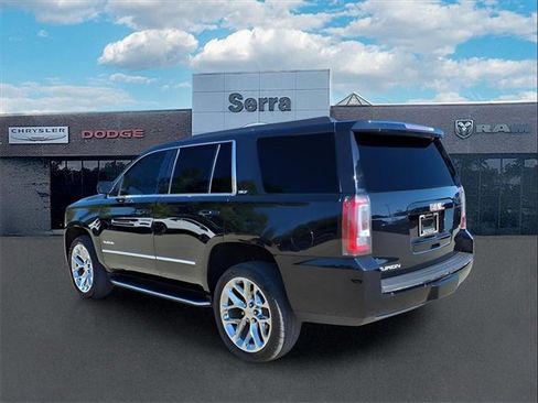 Used 2020 GMC Yukon SLT w/ Premium Edition image 4