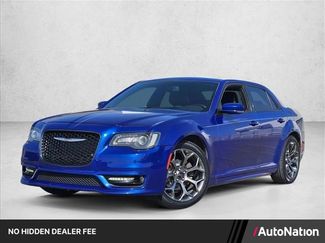 Used 2018 Chrysler 300 S w/ 300S Premium Group RWD video 1