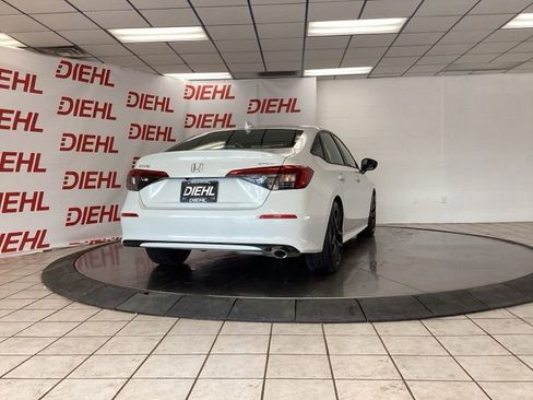 Used 2023 Honda Civic Sport image 7