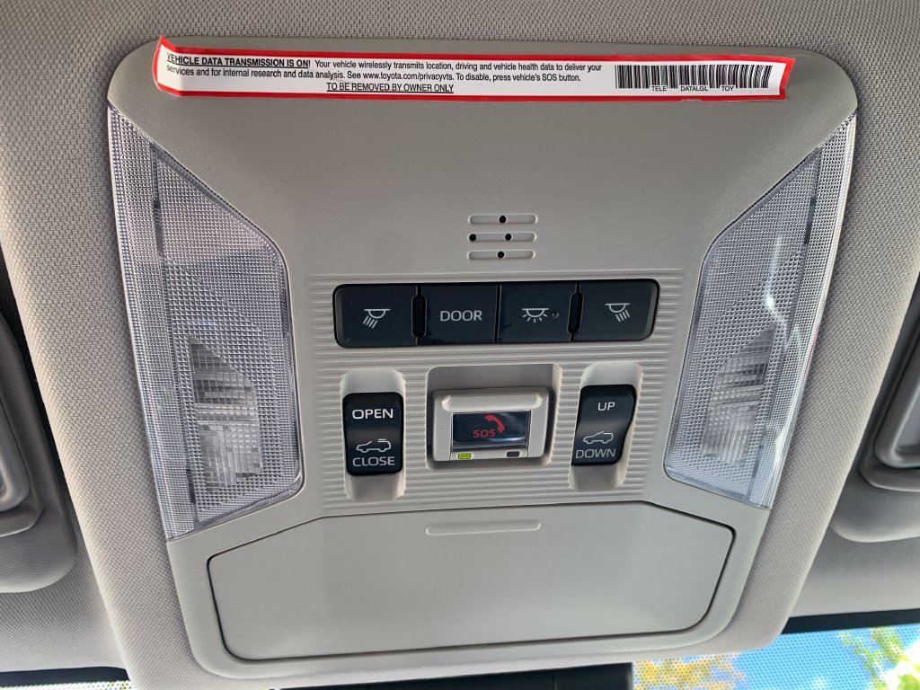 Used 2022 Toyota RAV4 XLE Premium FWD image 23