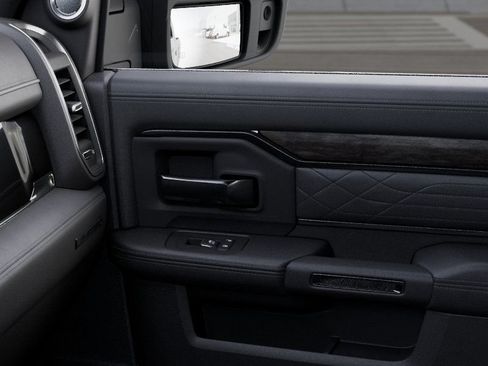 New 2025 RAM 2500 Limited AWD/4WD image 26