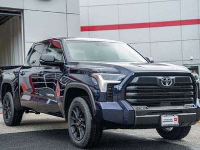 New 2026 Toyota Tundra SR5