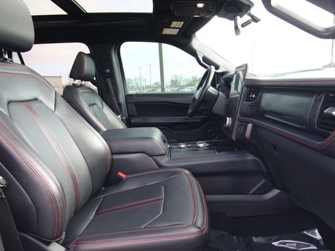 Used 2023 Ford Expedition Max Limited image 8