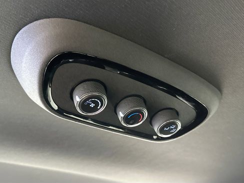 Used 2022 Dodge Durango GT w/ Blacktop Package image 24