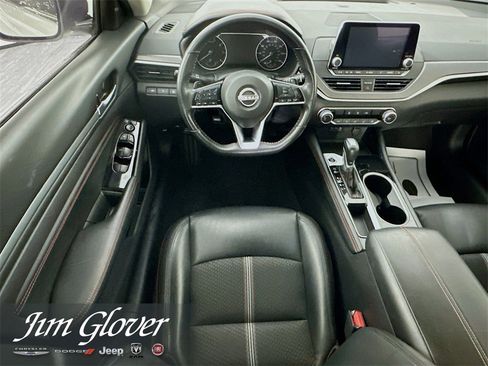 Used 2023 Nissan Altima 2.5 SR image 18