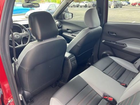 Used 2023 Nissan Kicks SR w/ SR Premium Package FWD image 19