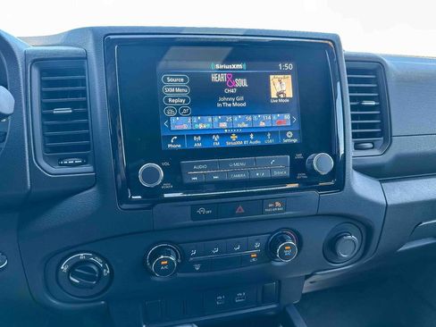 Used 2024 Nissan Frontier S image 27