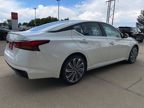 New 2026 Nissan Altima 2.5 SV w/ SV Premium Package FWD image 5