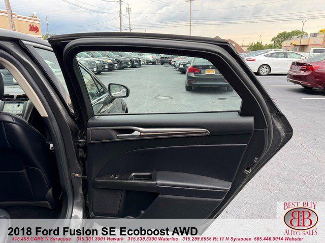Used 2018 Ford Fusion SE w/ Fusion SE Technology Package AWD/4WD image 14