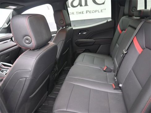 New 2025 Chevrolet Colorado Z71 w/ Technology Package image 9