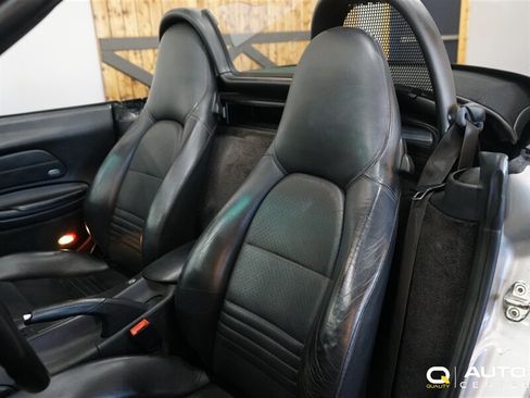 Used 2001 Porsche Boxster RWD image 17