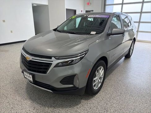 Used 2024 Chevrolet Equinox LT FWD image 6
