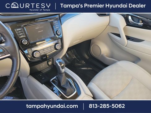 Used 2022 Nissan Rogue Sport SV w/ Technology Package image 31