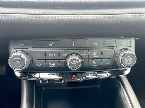 Used 2022 Dodge Durango GT w/ Blacktop Package image 15