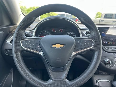 Used 2024 Chevrolet Malibu LT FWD image 8