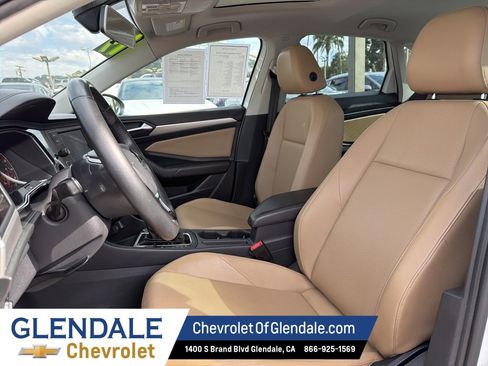 Used 2019 Volkswagen Jetta SE image 13