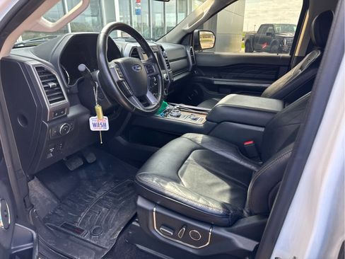 Used 2021 Ford Expedition Platinum image 5