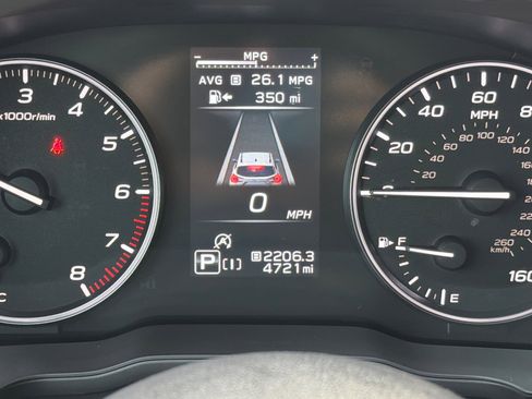 Used 2025 Subaru Crosstrek 2.0i Premium image 27