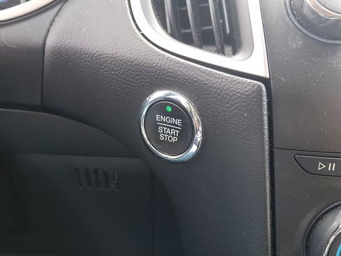 Used 2018 Ford Edge SEL w/ Class II Trailer Tow Package image 23