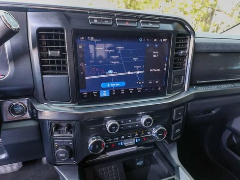 Used 2024 Ford F250 Lariat AWD/4WD image 20