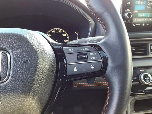 Used 2025 Honda Pilot TrailSport image 33