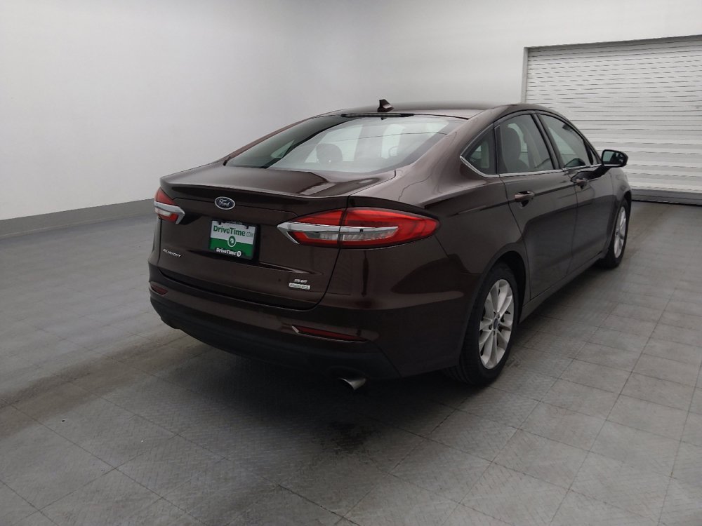 Used 2019 Ford Fusion SE FWD image 9