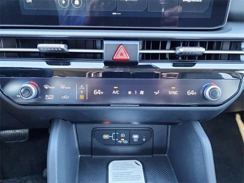 New 2026 Kia Sportage EX image 22