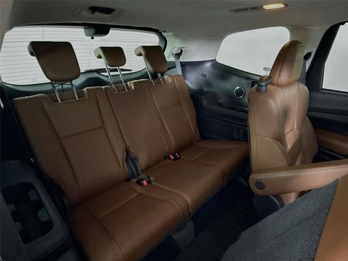 Used 2019 Subaru Ascent Touring image 28