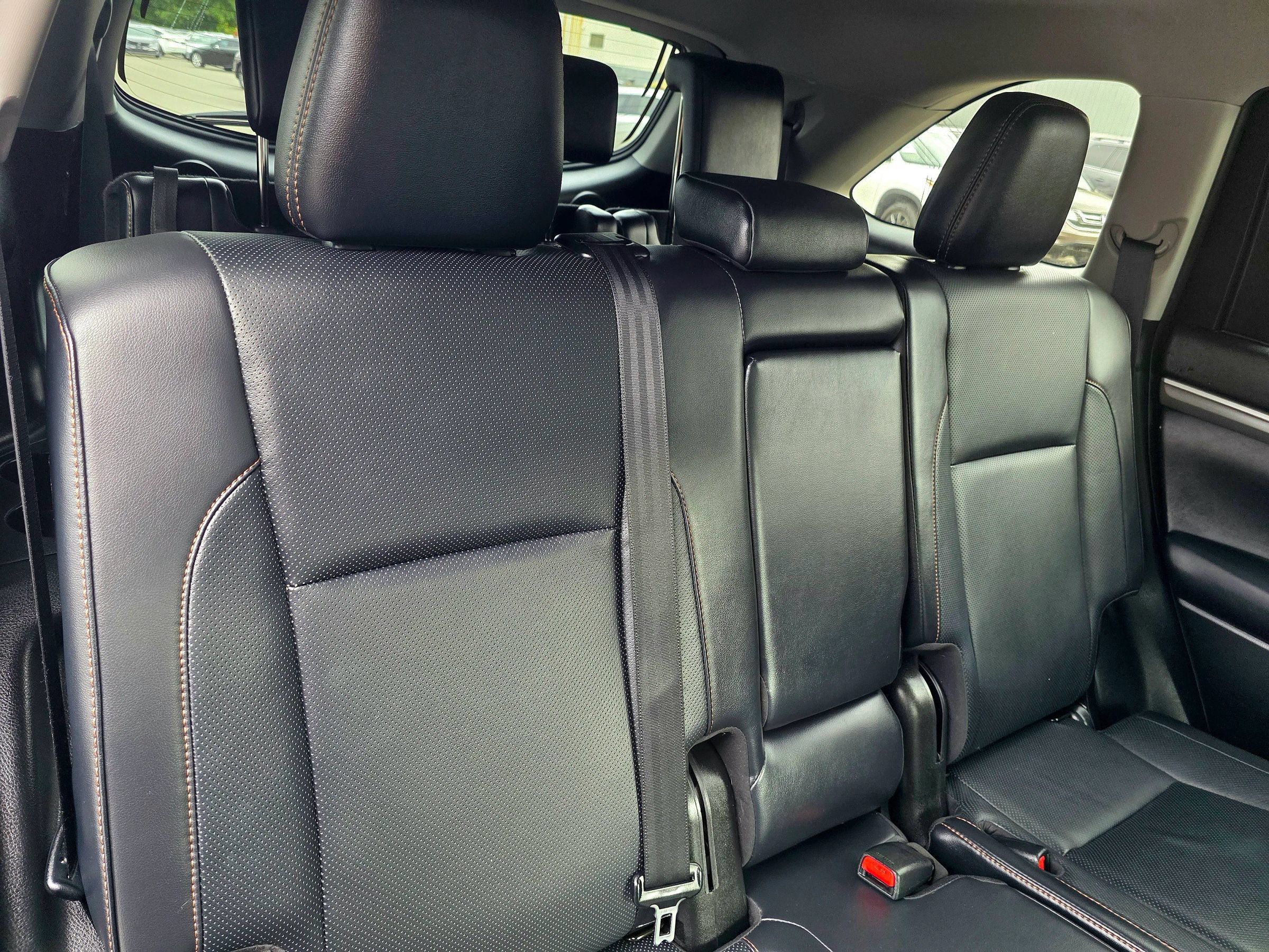 Used 2019 Toyota Highlander Limited AWD/4WD image 61