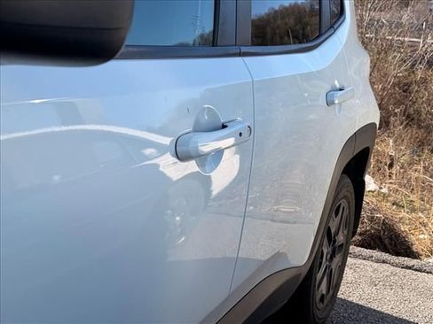 Used 2020 Jeep Renegade Sport image 20