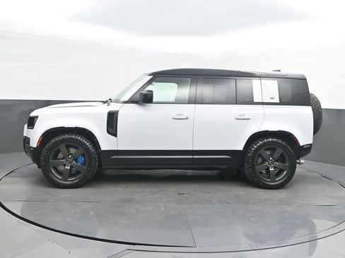 Used 2022 Land Rover Defender 110 V8 AWD/4WD image 8