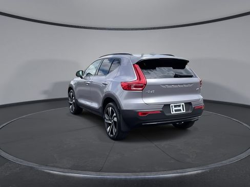 Used 2026 Volvo XC40 B5 Ultra w/ Climate Package AWD/4WD image 7