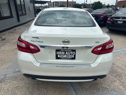 Used 2016 Nissan Altima 2.5 SL w/ 2.5 Technology w/LED Package FWD image 6