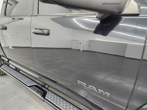 Used 2020 RAM 2500 Laramie image 32