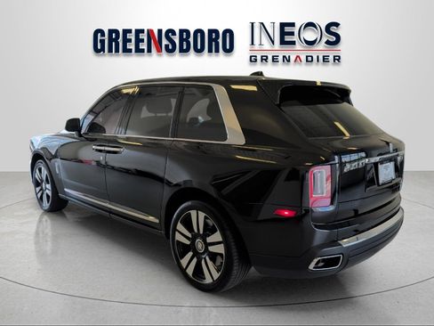 Used 2021 Rolls-Royce Cullinan AWD/4WD image 3