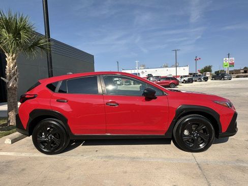 Used 2024 Subaru Crosstrek 2.0i AWD/4WD image 5