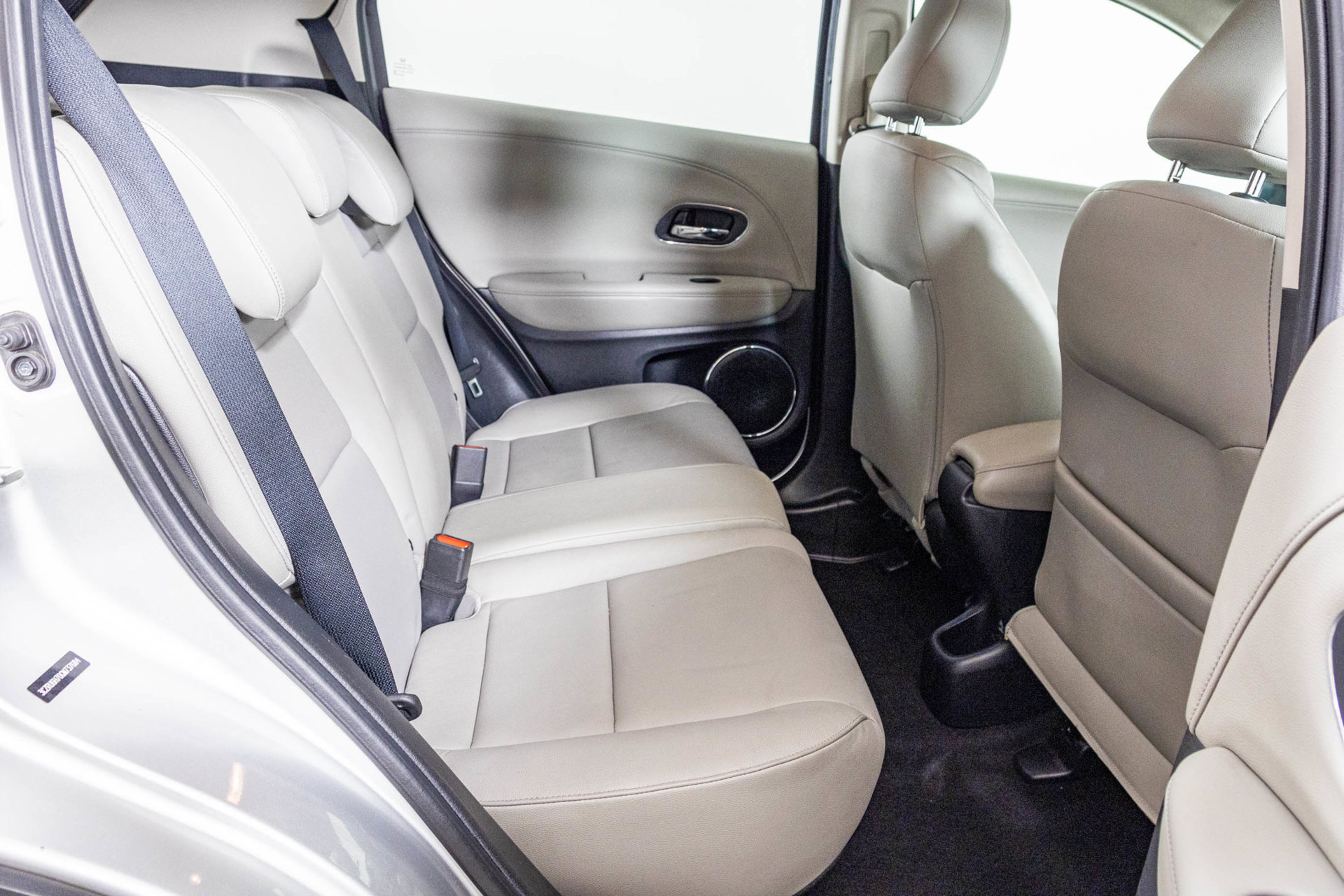 Used 2016 Honda HR-V EX-L image 43