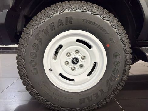 New 2026 Ford Bronco Heritage Edition AWD/4WD image 7