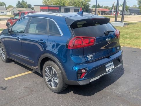 Used 2021 Kia Niro LXS FWD image 4