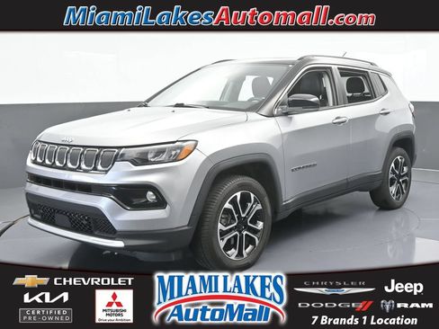 Used 2022 Jeep Compass Limited w/ Sun and Sound Group AWD/4WD image 1