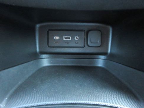 Used 2020 Chevrolet Equinox LT w/ LPO, Floor Liner Package image 28