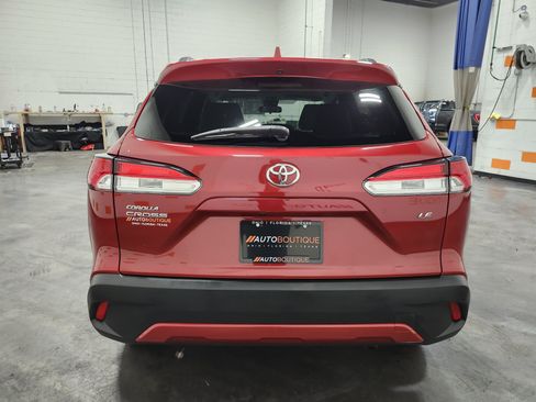 Used 2022 Toyota Corolla Cross LE FWD image 13