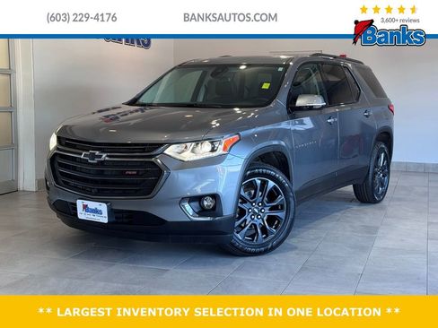 Used 2020 Chevrolet Traverse RS image 1