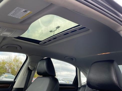 Used 2022 Volkswagen Passat 2.0T image 13