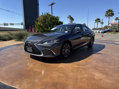 New 2025 Lexus ES 350 w/ Premium Package image 5