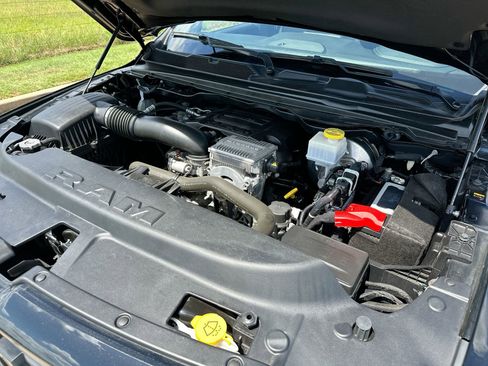 Used 2023 RAM 1500 Laramie AWD/4WD image 27